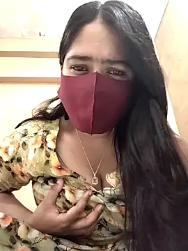 Magical Girl- online show from September 10, 2025, 4:33 am