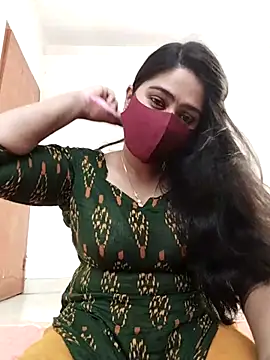 Magical Girl- online show from April 4, 2026, 5:03 am