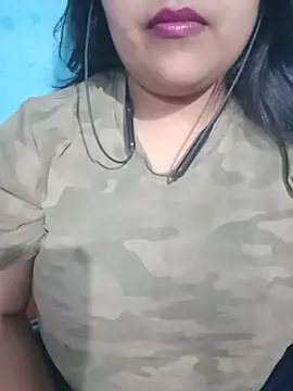 Snapshot of Love-Veronica chatting on May 20, 2026, 6:16 pm Love-Veronica online show from May 20, 2026, 6:16 pm