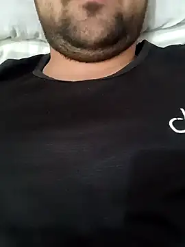 smartboy010101 online show from March 9, 2025, 3:32 am