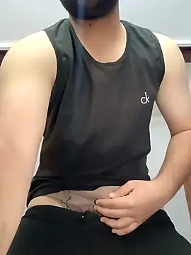 smartboy010101 online show from March 11, 2025, 7:57 am