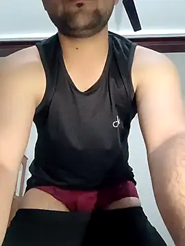 smartboy010101 online show from February 12, 2025, 12:55 pm