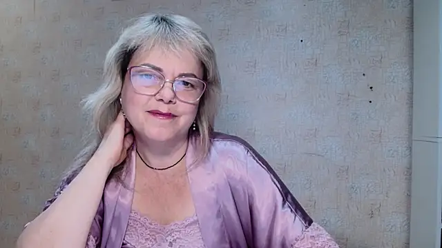 sweetsunset11 online show from September 27, 2025, 3:07 pm