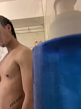 lilywithpuppy online show from March 10, 2026, 3:32 am