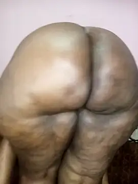 Sweetblackassxxx505 online show from September 20, 2025, 6:13 pm