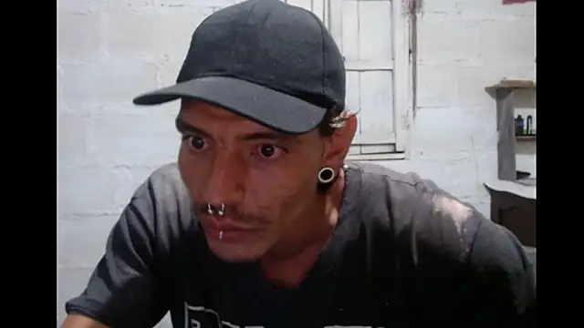 tayler punk noise online show from February 17, 2025, 1:15 am