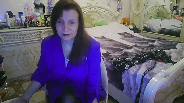Debra Phoenix online show from July 9, 2026, 10:31 pm