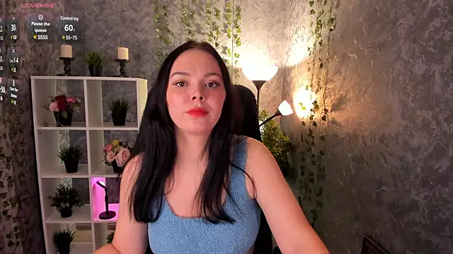 Emma Rolland online show from December 26, 2024, 7:05 pm