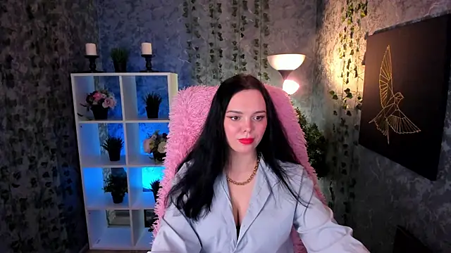 Emma Rolland online show from January 20, 2025, 3:26 am