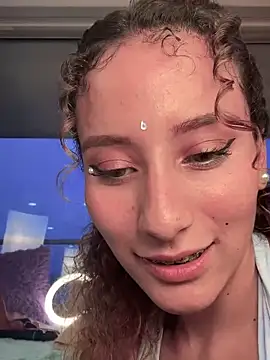 varenkaivanova 22 online show from February 26, 2025, 11:11 am