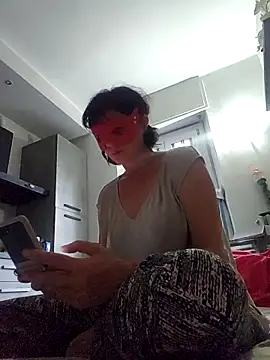 Vagabondainnamorata online show from October 13, 2025, 4:19 pm