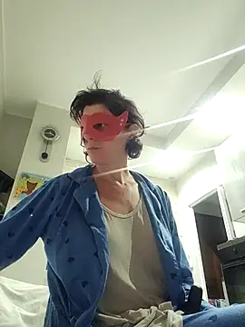 Vagabondainnamorata online show from October 6, 2025, 4:35 am