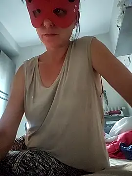 Vagabondainnamorata online show from October 2, 2025, 4:32 pm