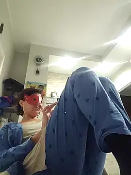 Vagabondainnamorata online show from October 8, 2025, 4:36 am