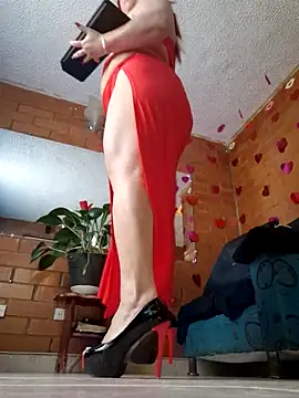 Scarlett45  online show from September 13, 2025, 7:25 pm