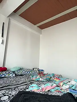 LollaByer online show from March 20, 2025, 9:02 pm