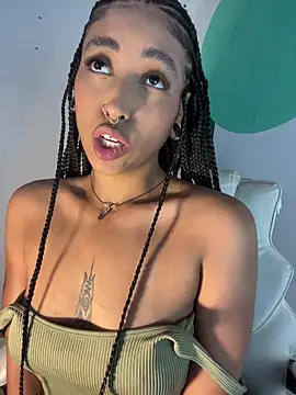 LollaByer online show from March 6, 2026, 9:10 pm