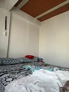 LollaByer online show from March 19, 2025, 9:05 pm