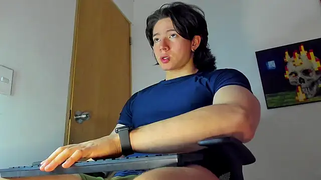 AngelBennet  online show from October 17, 2025, 10:44 pm