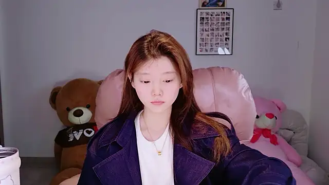 yangyang-1115 online show from April 19, 2026, 4:02 am