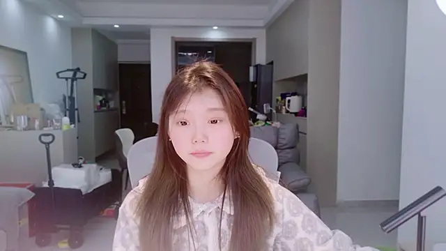 yangyang-1115 online show from December 19, 2025, 2:30 pm