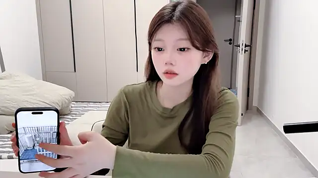 yangyang-1115 online show from September 11, 2025, 5:51 am