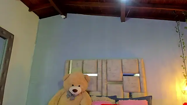 AshleyHill2 online show from September 12, 2025, 3:06 am