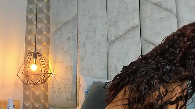 AshleyHill2 online show from April 8, 2026, 2:24 am