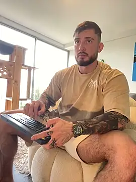 DimitriSullivan  online show from February 26, 2026, 1:22 pm