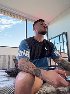 DimitriSullivan  online show from November 26, 2025, 6:30 pm