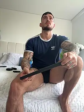 DimitriSullivan  online show from September 12, 2025, 12:38 pm