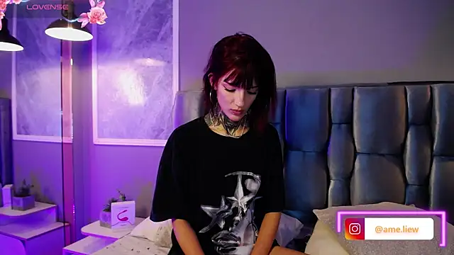 Ameliewitte mjs online show from March 14, 2025, 5:02 pm