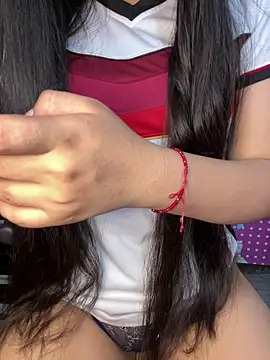 Velyn 18 online show from March 1, 2026, 4:56 am