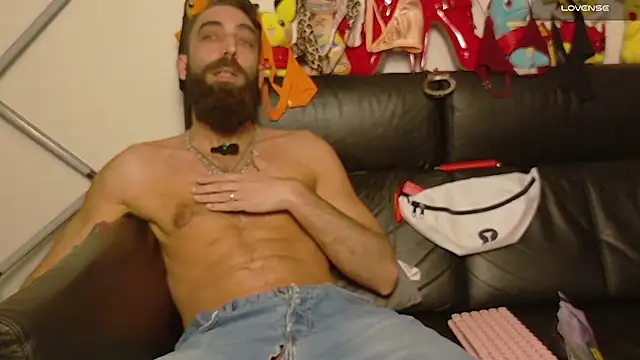 DaWoD030 online show from April 14, 2026, 6:02 pm