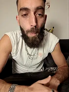 Snapshot of DaWoD030 chatting on December 3, 2025, 6:40 pm DaWoD030 online show from December 3, 2025, 6:40 pm