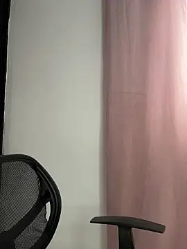 Lady Rey online show from April 7, 2026, 8:43 pm