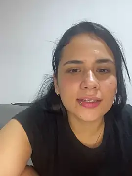 Leyna Kenet online show from December 7, 2024, 4:37 am