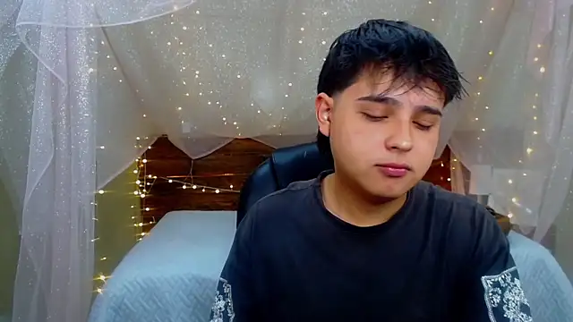 Snapshot of AndrewPherson chatting on March 8, 2025, 12:30 pm AndrewPherson online show from March 8, 2025, 12:30 pm