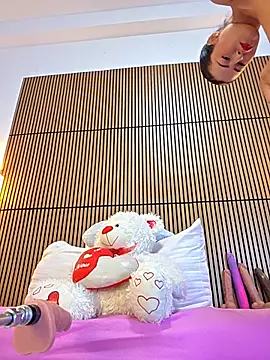 NeredaXxx online show from July 16, 2026, 12:24 pm