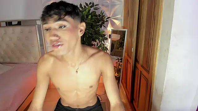 Snapshot of im_sebaslopez chatting on October 19, 2025, 11:57 am im sebaslopez online show from October 19, 2025, 11:57 am