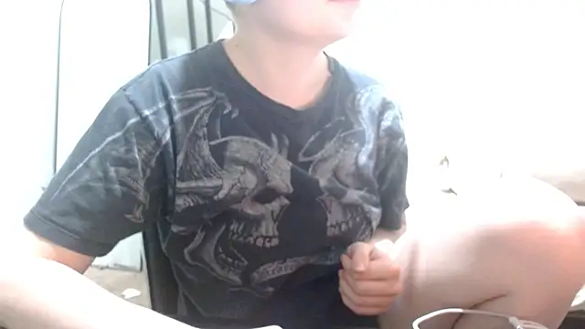 livcutebaby online show from January 2, 2025, 3:05 am