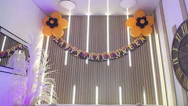 Aniie Doll online show from October 18, 2025, 4:42 pm