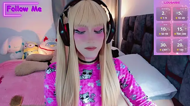 Kirmyy  online show from March 18, 2025, 11:53 pm