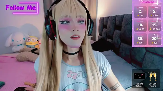 Kirmyy  online show from March 5, 2025, 10:32 pm