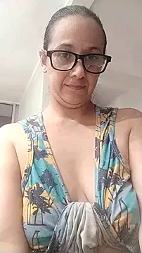 nicolle milf1978 online show from September 24, 2025, 11:54 pm