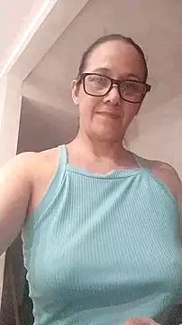 nicolle milf1978 online show from October 1, 2025, 12:49 am