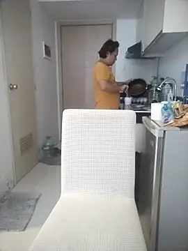 Snapshot of playtimesussy69 chatting on October 5, 2025, 2:24 am playtimesussy69 online show from October 5, 2025, 2:24 am