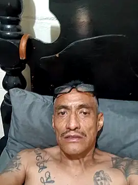 Innsaciable online show from March 22, 2026, 3:43 am