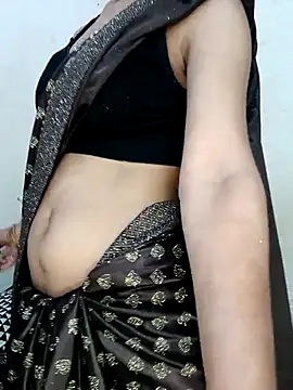 xpihu online show from October 19, 2025, 5:26 pm