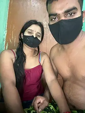Suhani512 online show from July 14, 2026, 4:28 am